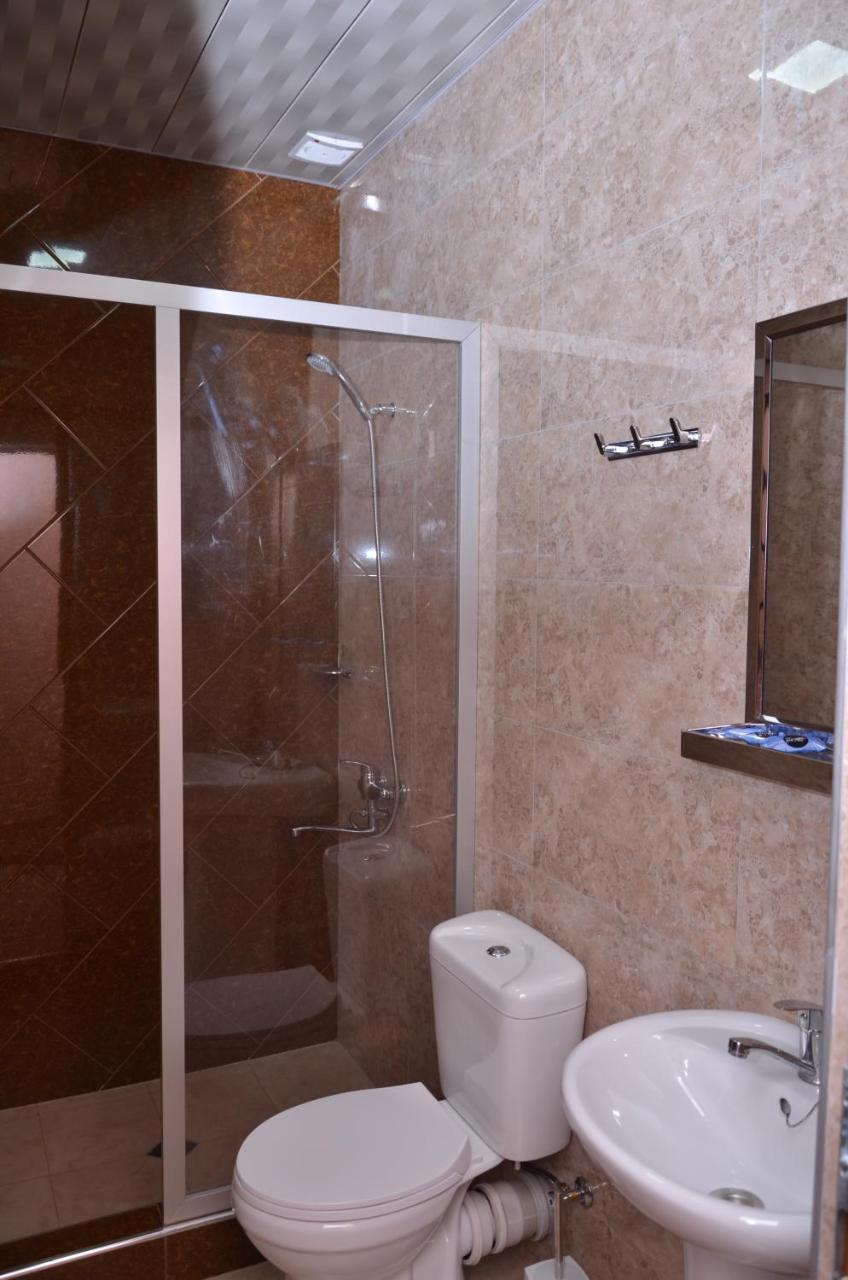 Hotel Elegant 2 Τυφλίδα Εξωτερικό φωτογραφία