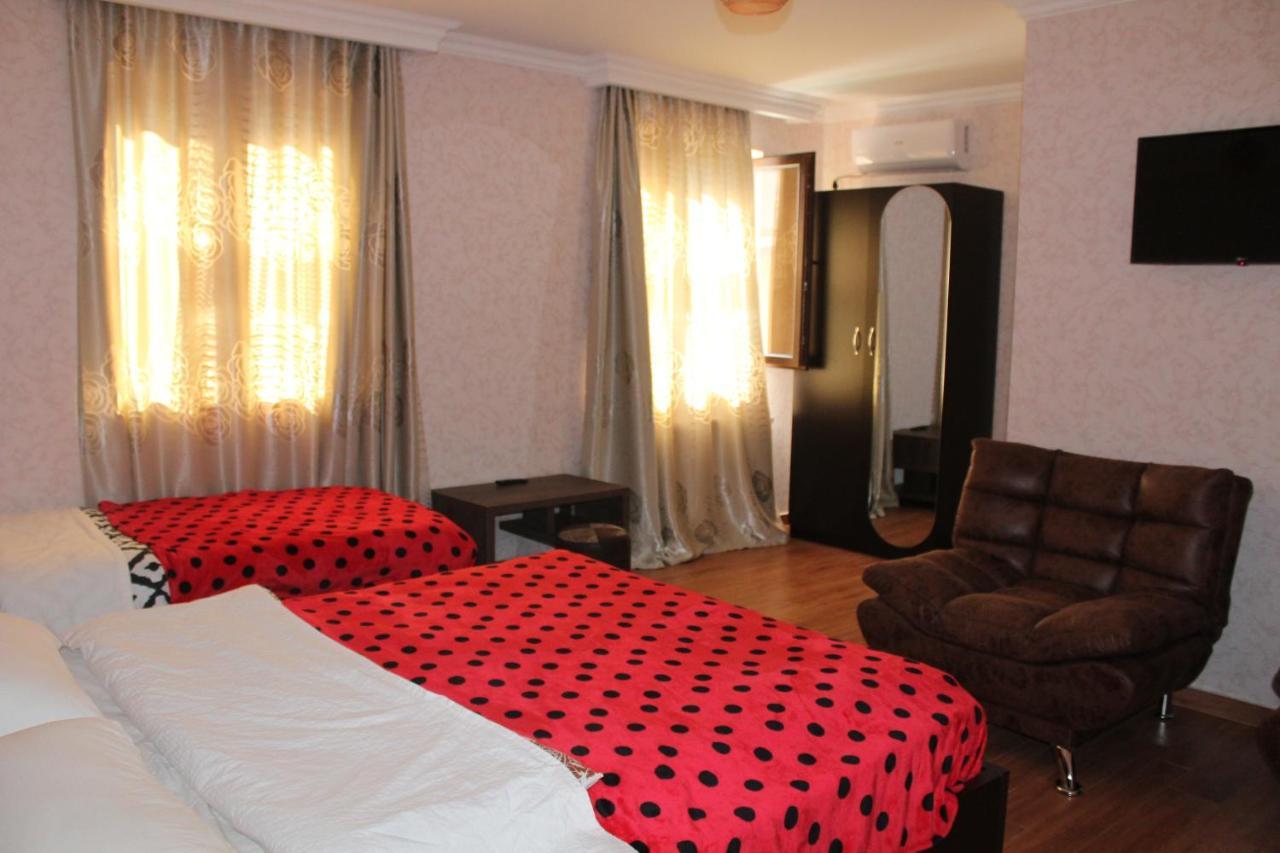 Hotel Elegant 2 Τυφλίδα Εξωτερικό φωτογραφία