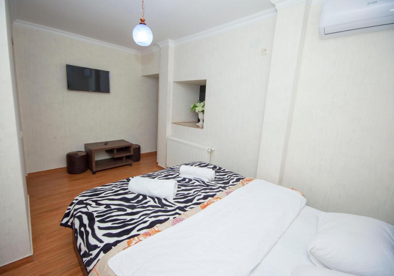 Hotel Elegant 2 Τυφλίδα Εξωτερικό φωτογραφία