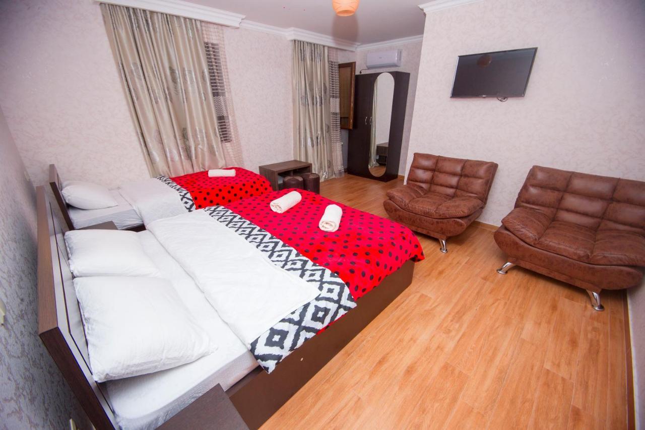 Hotel Elegant 2 Τυφλίδα Εξωτερικό φωτογραφία