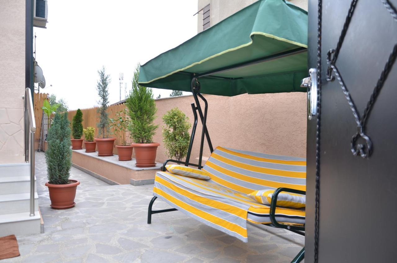 Hotel Elegant 2 Τυφλίδα Εξωτερικό φωτογραφία