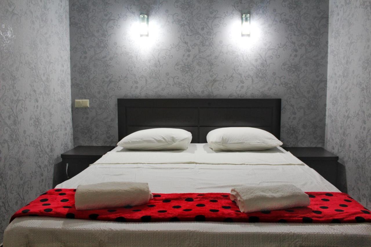 Hotel Elegant 2 Τυφλίδα Εξωτερικό φωτογραφία