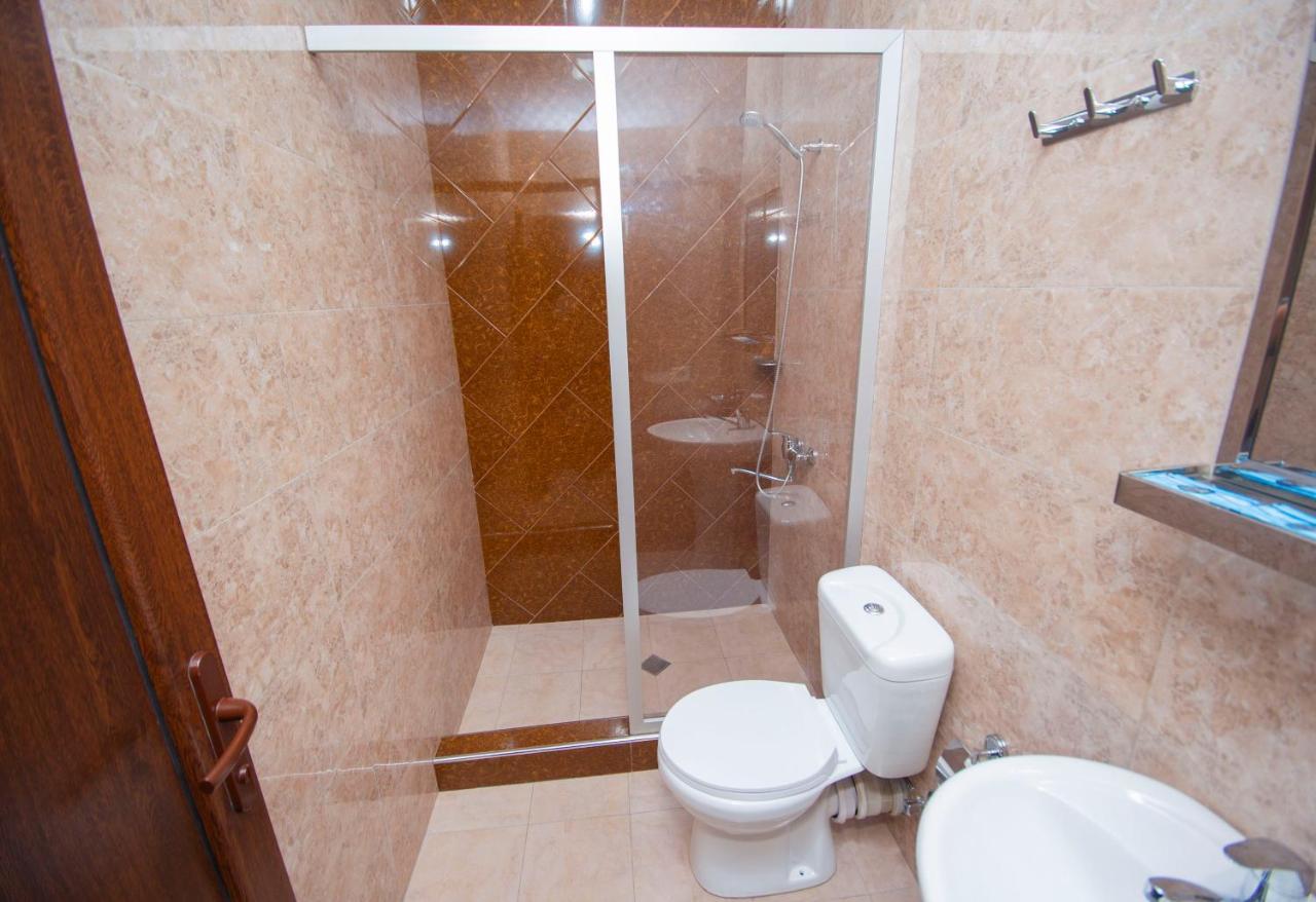 Hotel Elegant 2 Τυφλίδα Εξωτερικό φωτογραφία