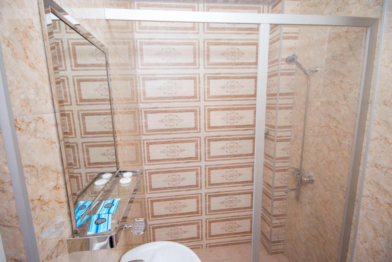 Hotel Elegant 2 Τυφλίδα Εξωτερικό φωτογραφία