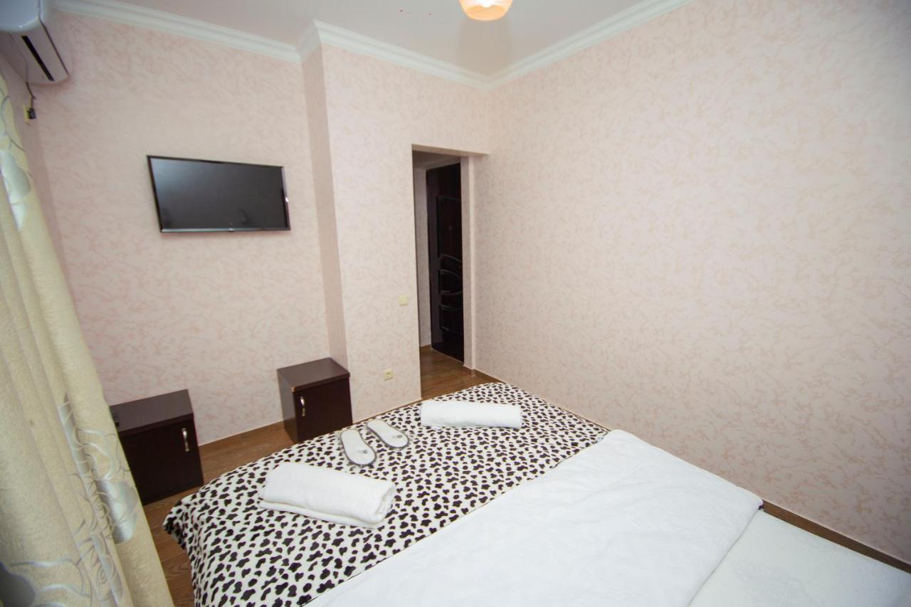 Hotel Elegant 2 Τυφλίδα Εξωτερικό φωτογραφία